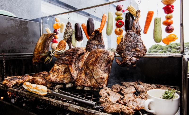 Caminhos da Serra: Parrilla Premium com Buffet à vontade