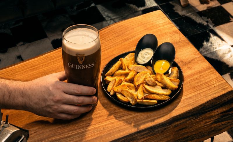Casarão 363: Happy Hour Guinness