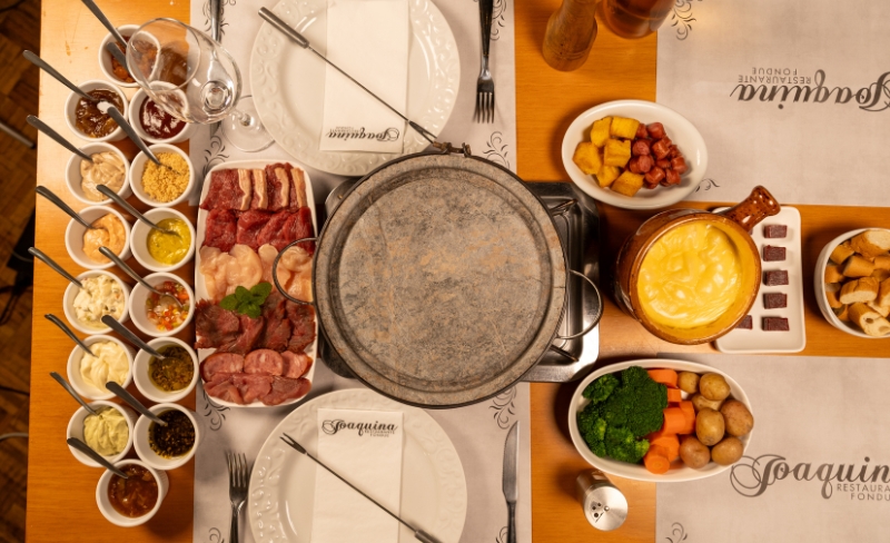 Joaquina Fondue: Sequência de Fondue Tradicional 